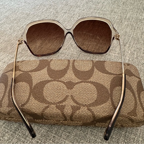 Coach Brown Sunglasses with Case - Picture 4 of 9